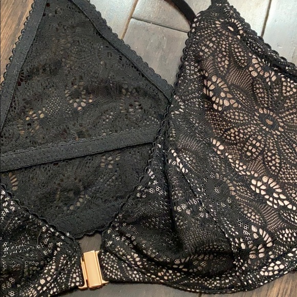 NWOT Victoria Secret Bralette - Picture 2 of 4